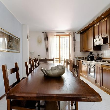 Appartamento Stanza adiacente Milano Fiera Pero Esterno foto